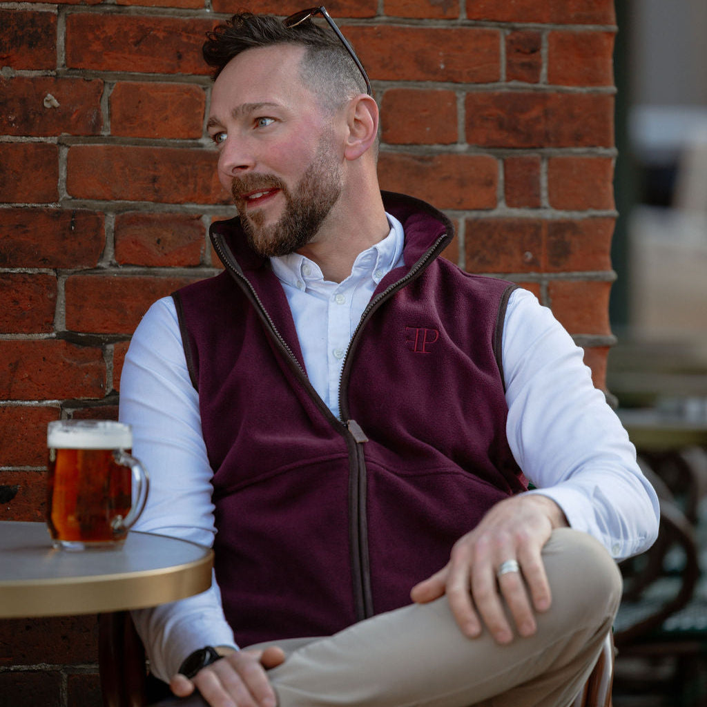 The Sandringham Gilet - Mens - Wine