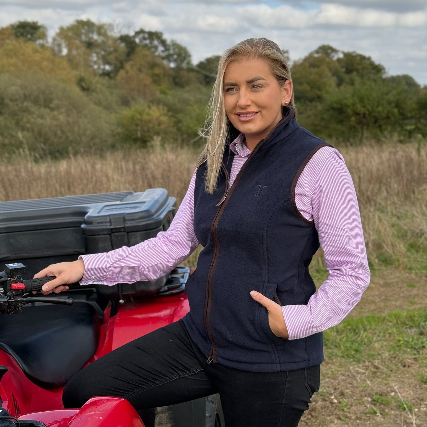 The Sandringham Gilet - Womens - Navy