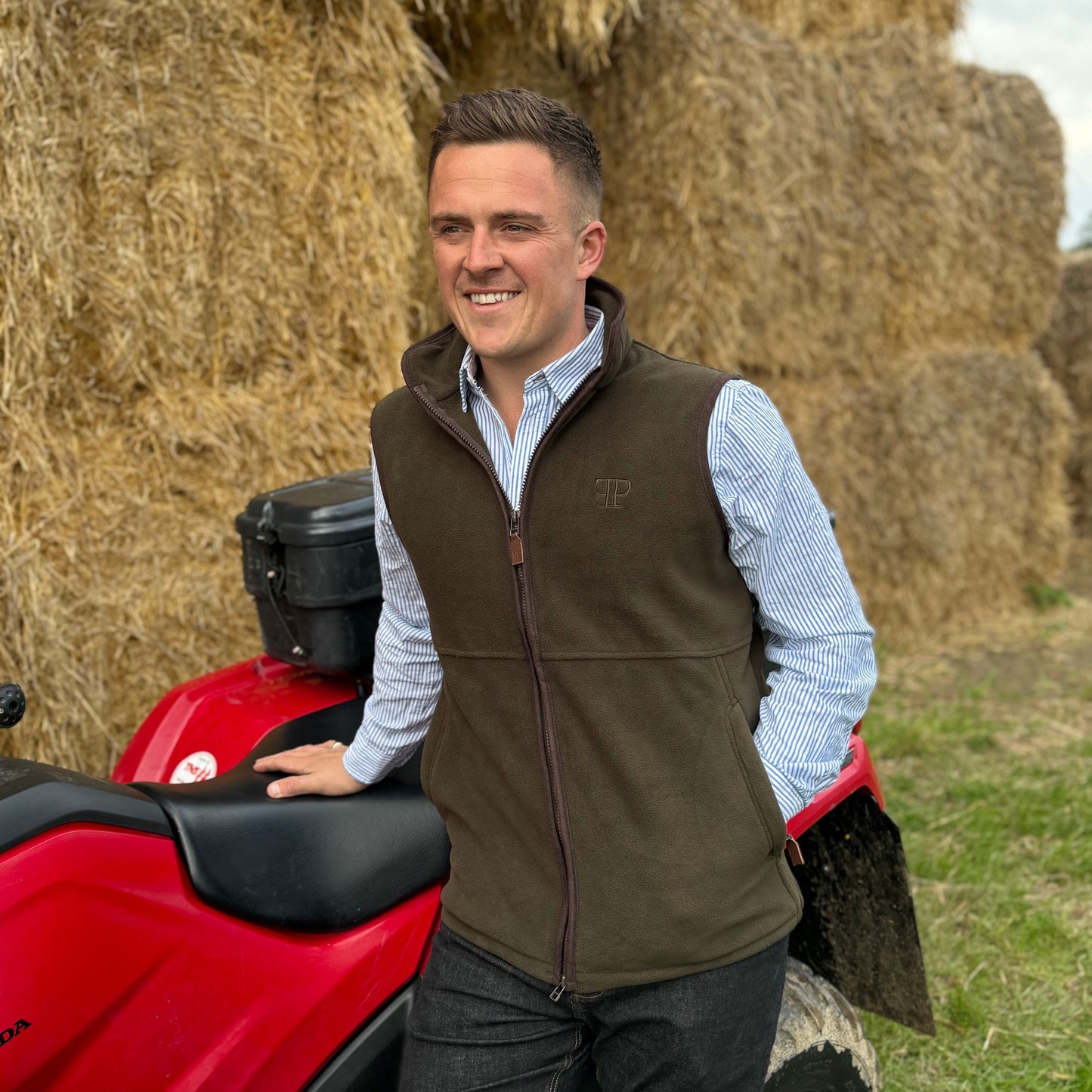 The Sandringham Gilet - Mens - Olive Green